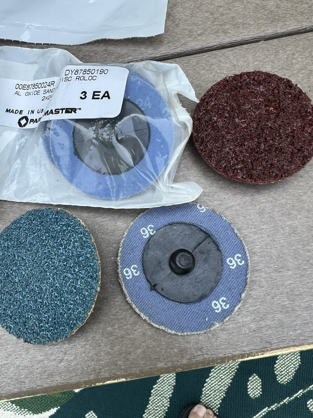 Assorted Grit Surface Preparation Discs 3” & 2” Roll & Lock Various Grit & Buff