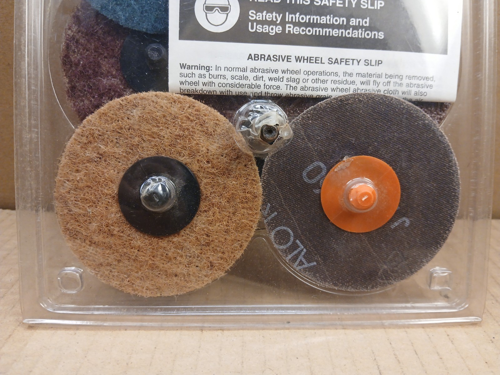 Craftsman 9-64876 7-Piece 3″ Twist Lock Kit 1/4″ Stem Rust/Paint Removal NOP
