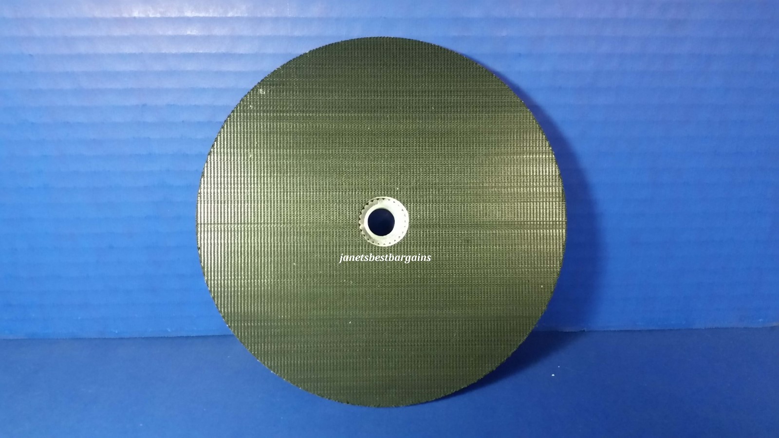 Makita 743052-5 Aftermarket 7″ Hook & Loop Polisher Pad 5/8″-11 Threaded Bushing