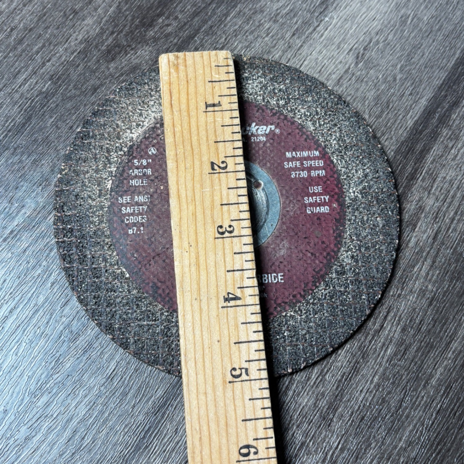 Black Decker 7 Inch Silicon Carbide Cut Off Wheel 5/8 Inch Arbor 8730 RPM