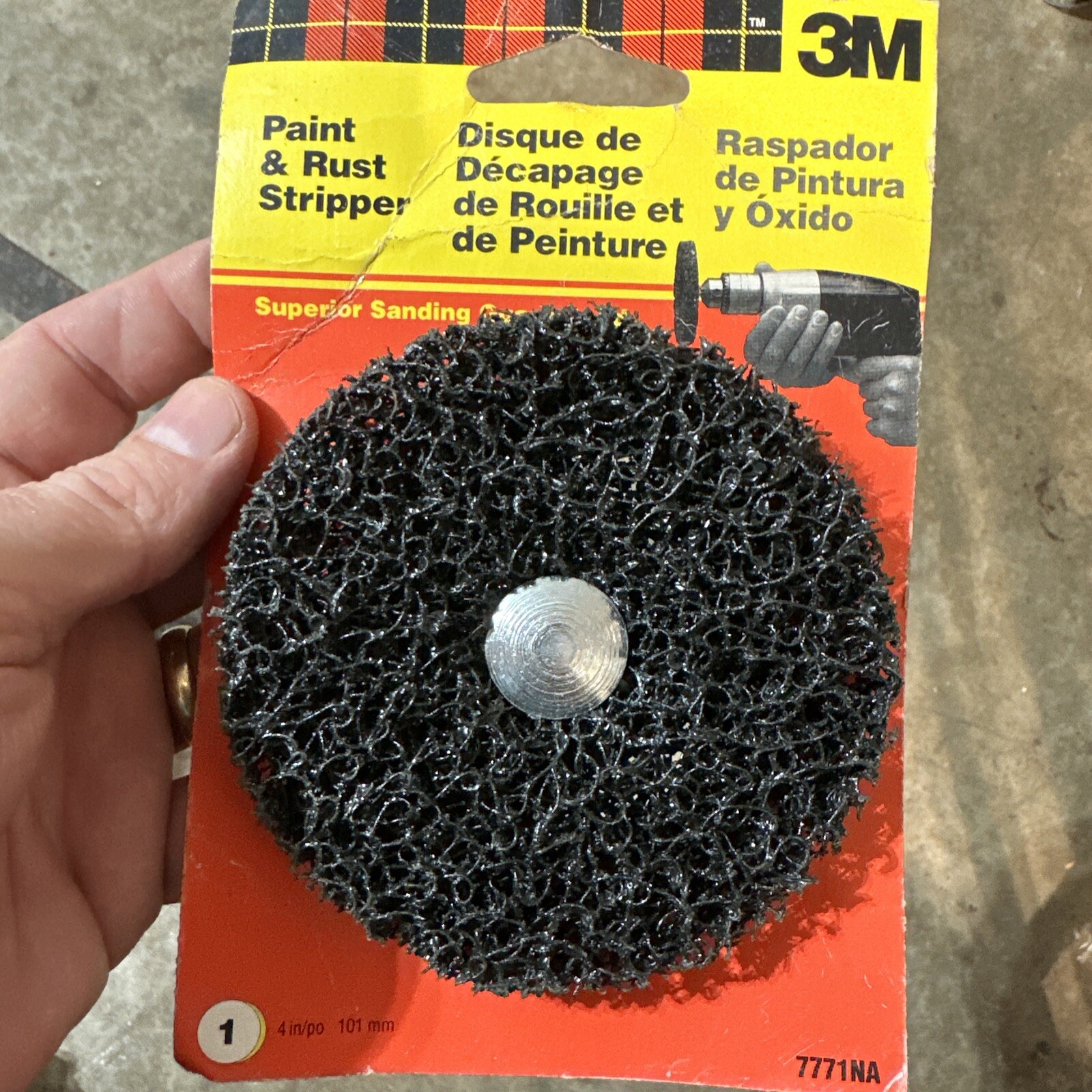 3M 7771 4-Inch Rust And Paint Removal Disc