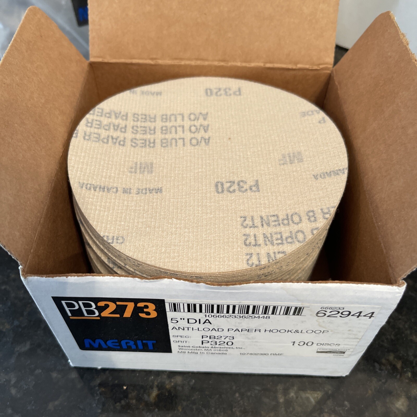 New Merit PB273 P320 Grit Anti-Load Paper 5″ Discs 62944 100 Each Lot Of 4