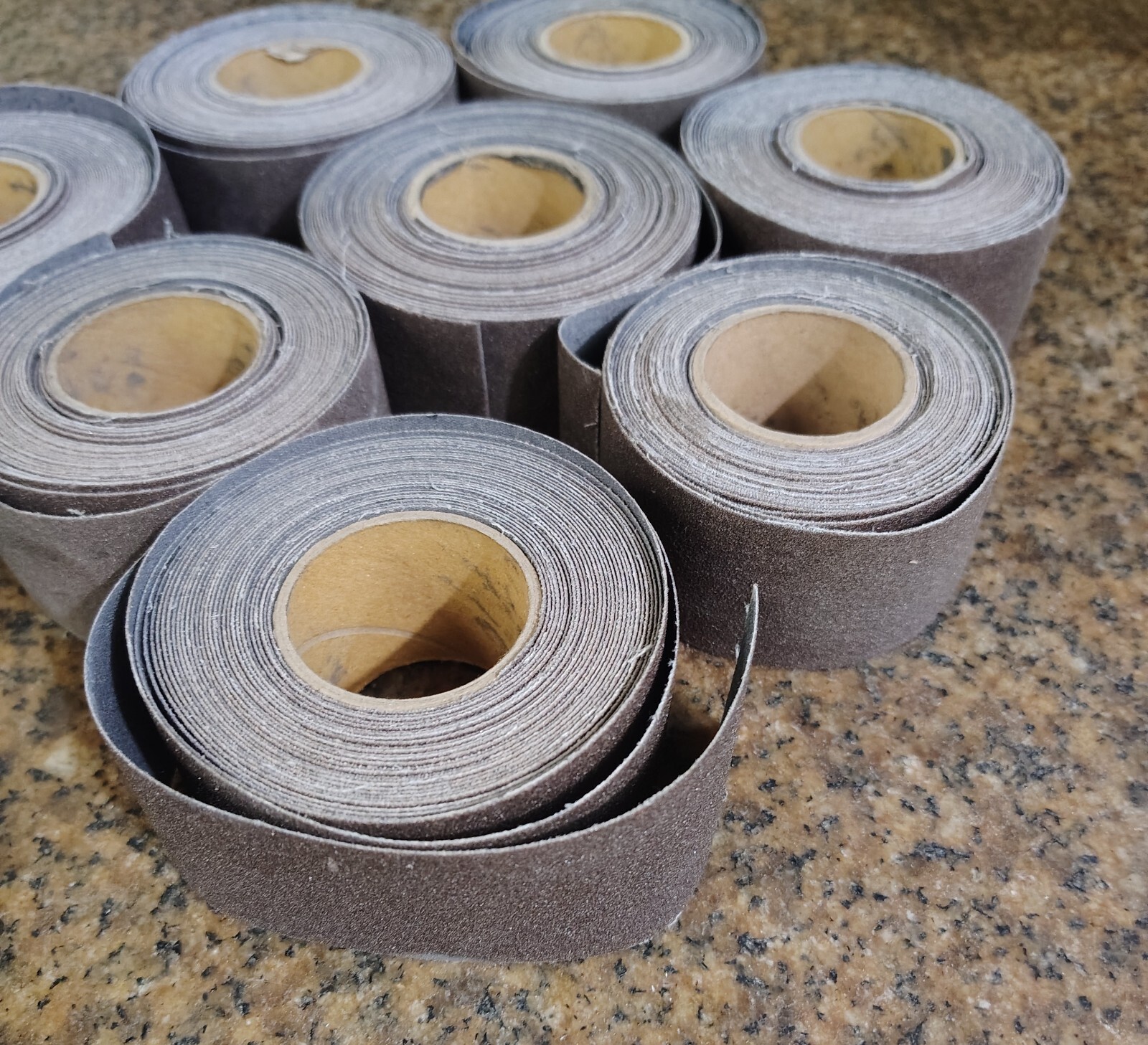 🗽ALUMINUM OXIDE J120 EMERY PAPER 8 VARIOUS LENGTH ROLLS
