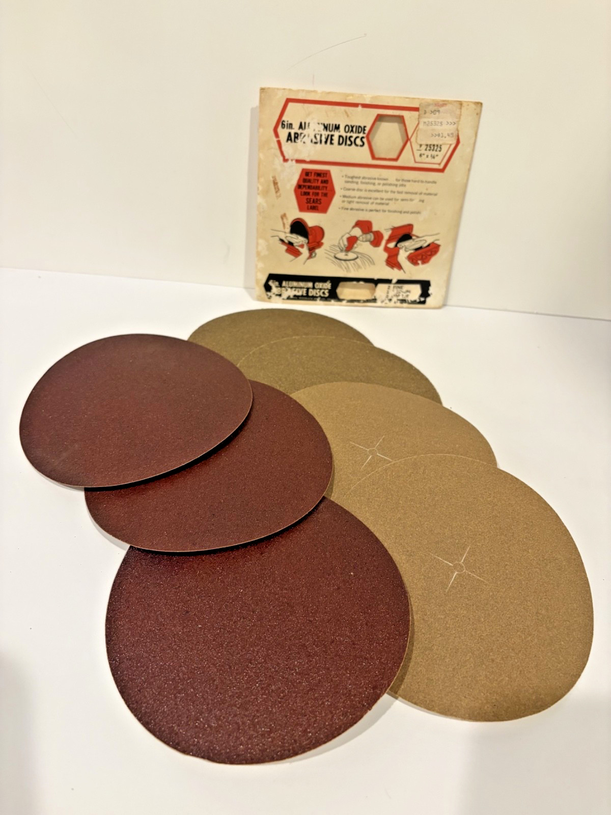 VTG Craftsman & Carborundum Aluminum Oxide Abrasive Discs various grit (30 disc)