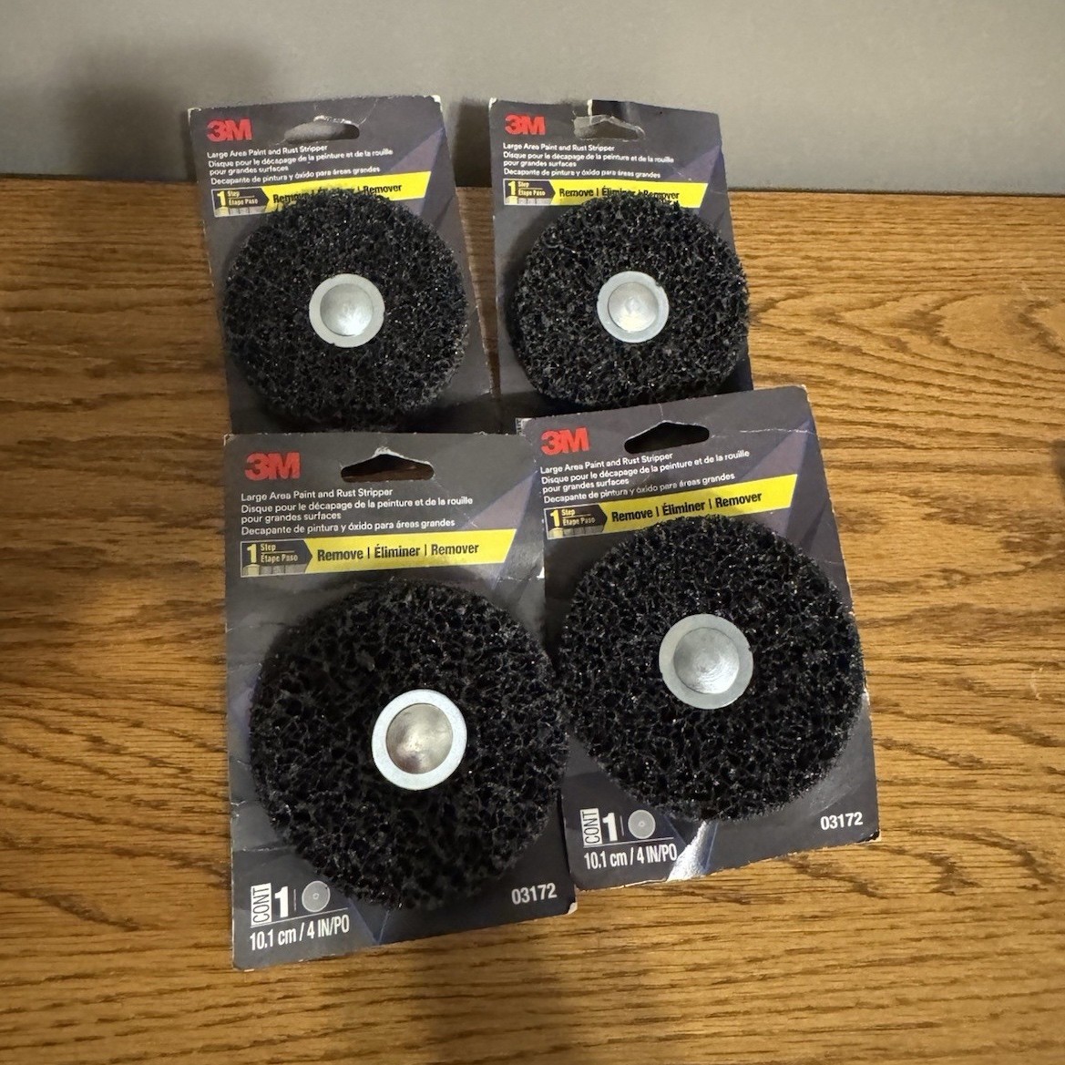 3M Paint and Rust Stripper 03172, 4 Pack, 10.1 cm Diameter Black
