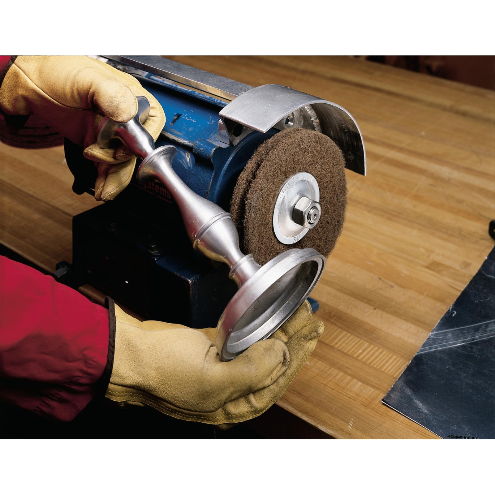 Scotch-Brite High Strength Disc, HS-DC, A/O Very Fine, 12 in x 1-1/4in