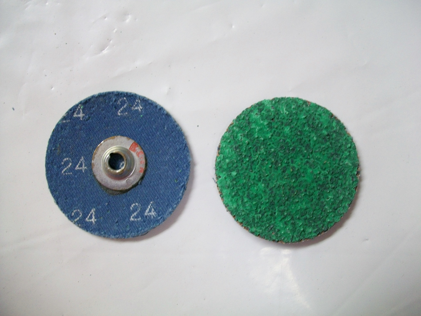 2″ Clip On Type S Roloc Sanding Disc, 24 Grit, Zir, Keen , 50pc
