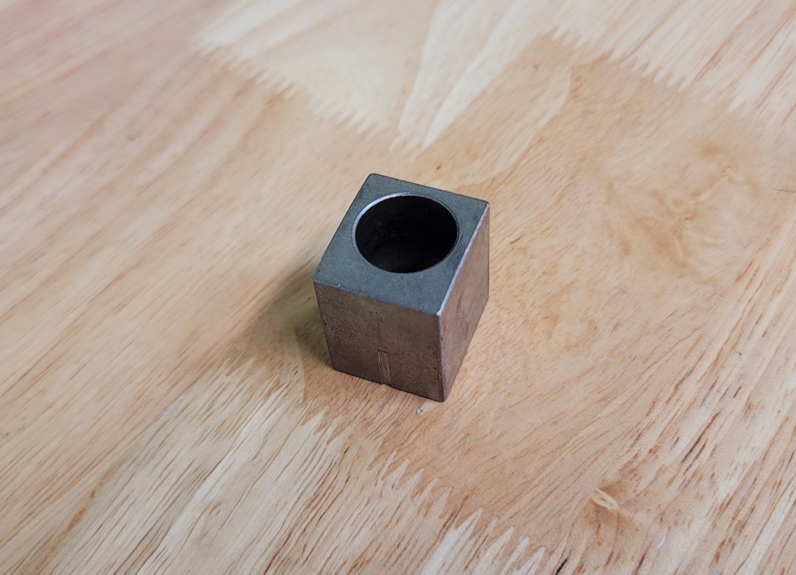 OEM DeWalt BUSHING FOR DW735 DW735X THICKNESS PLANER N577096 GENUINE PART