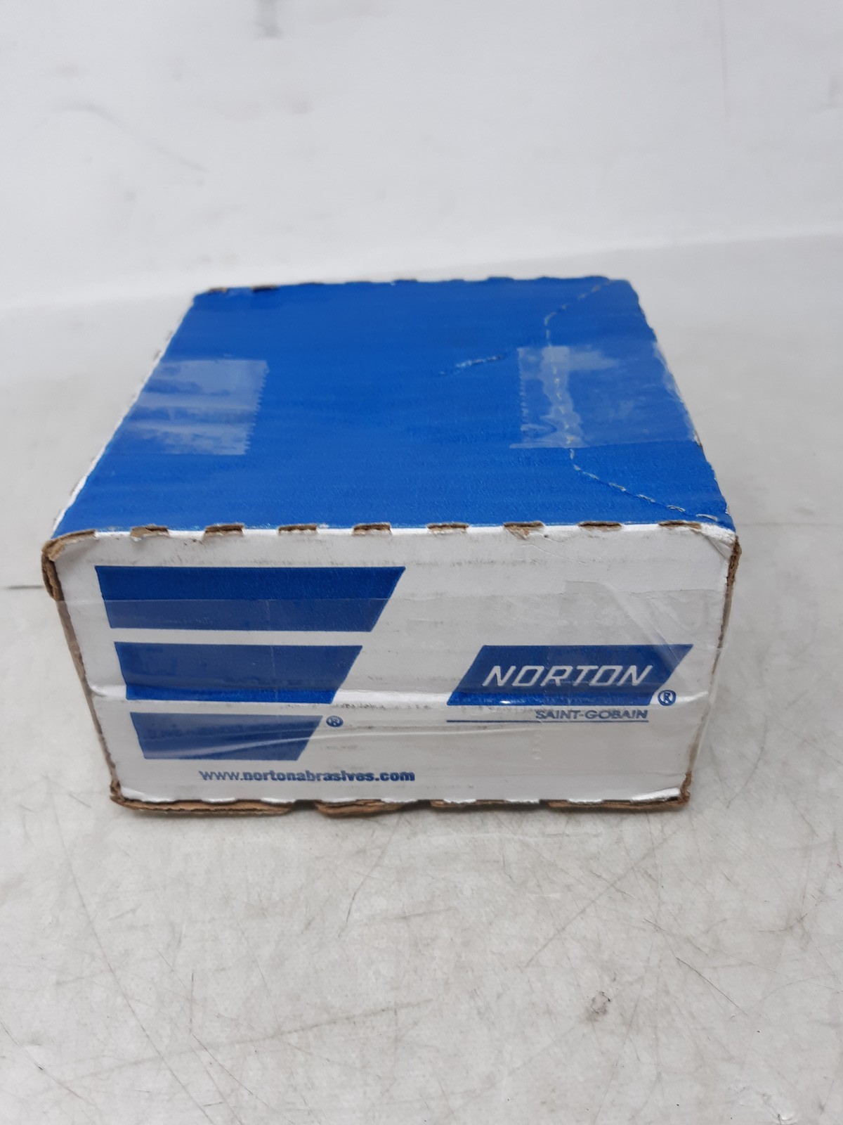 Lot of 25 Bluefire F826P 36 Grit 5″ Sanding Discs PSA Adhesive Back – Heavy Duty