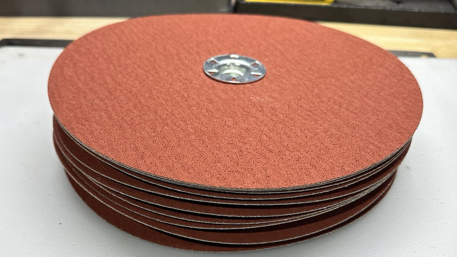 Weiler Made in Germany 9″x7/8″ 60 Grit SpeedLok Sanding Discs – Lot of 10