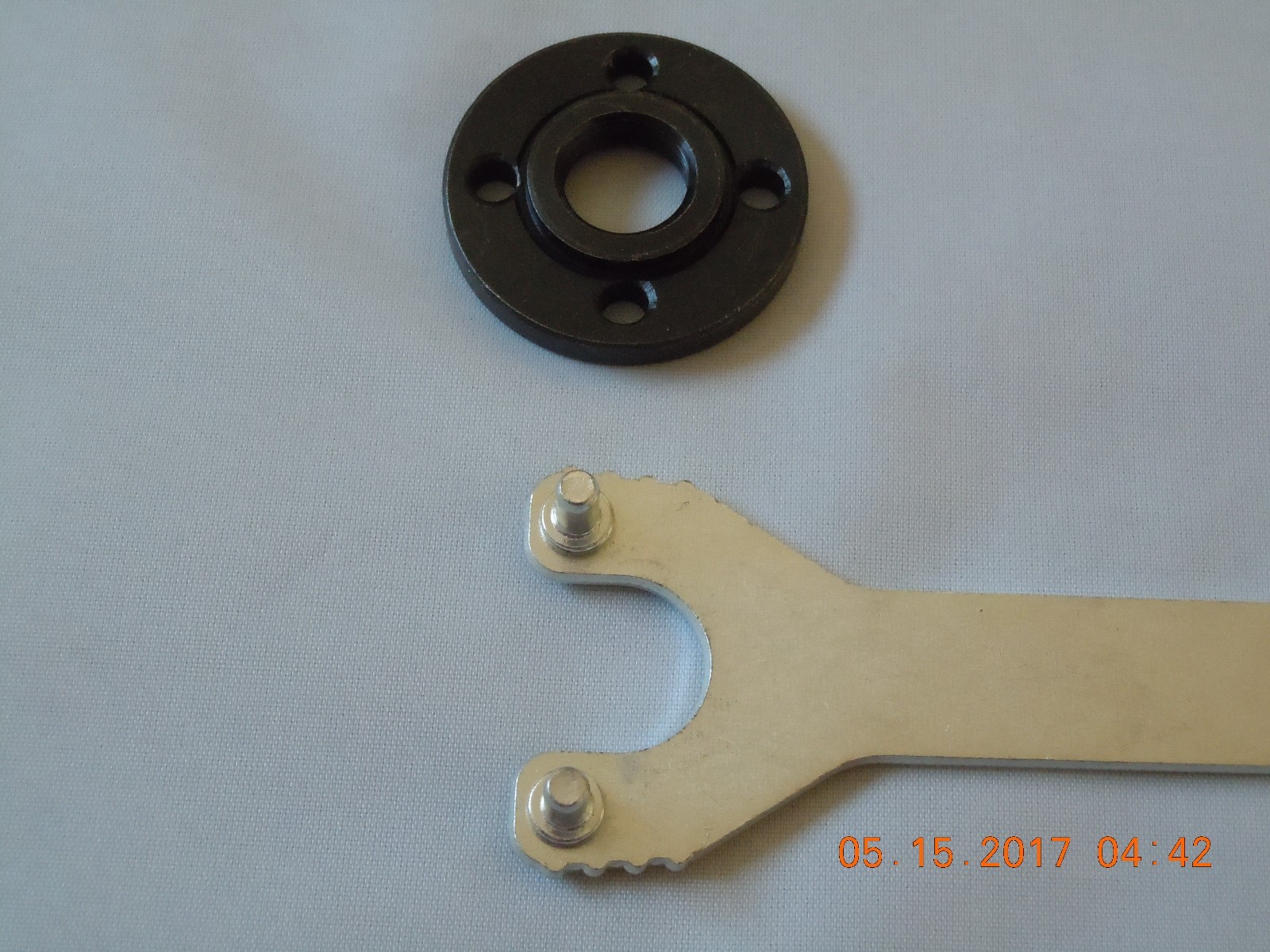 Replacement Grinder Wrench and Clamp Nut 2 pcs Set ( For 5/8″-11 Angle Grinders)