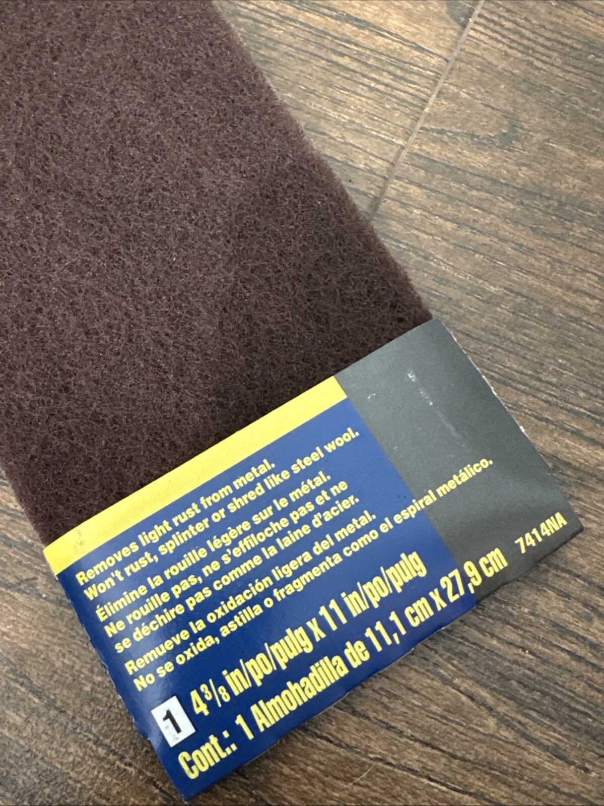 3M Hand Sanding Metal Finishing Pad, 4.375″ x 11″ 7414NA Removes Light Rust