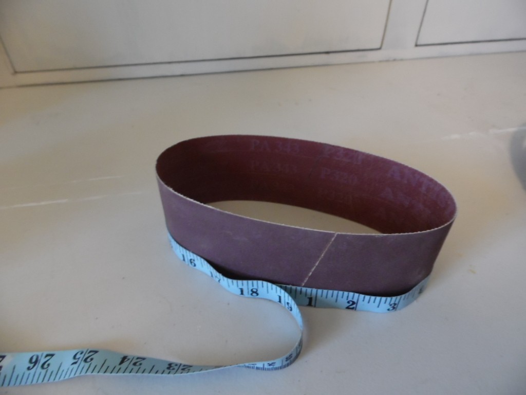 5-Sanding belts 2.5×18 Variable grits.1-100 grit,1-320 grit,1-400grit,and 2-600