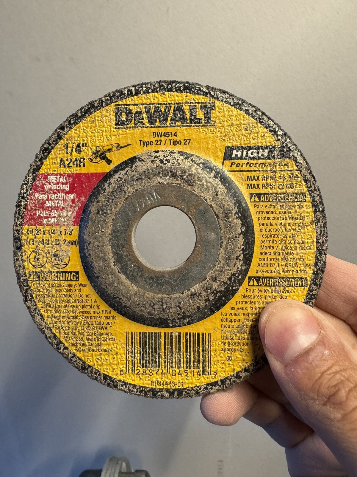 Dewalt DW4514 HPMetal Grinding Wheel 4-1/2-in x 1/4-in x 7/8-in (2PK)