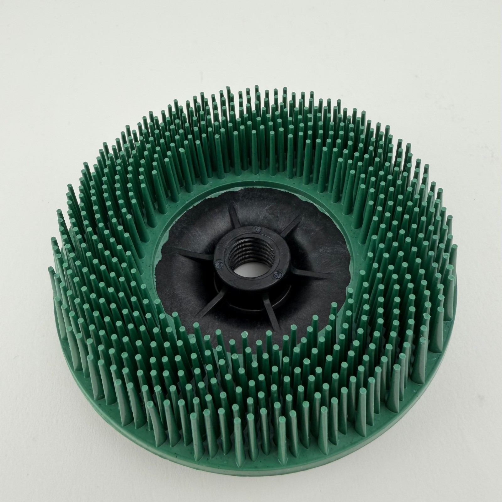 (5) NEW 3M Bristle Discs 50 Grit 4.5″ 0 X 5/8 in 11 OEM 50 grade lot of 5 24241