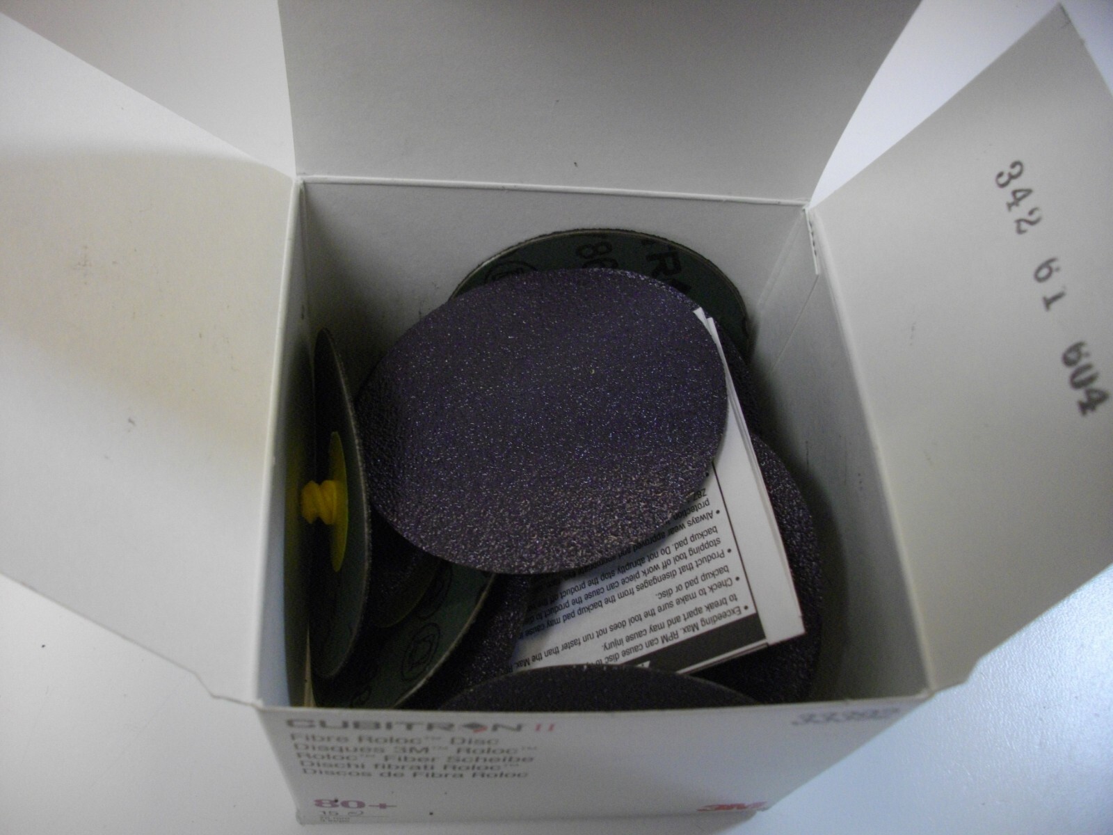 3M 33392 Cubitron II 3″ sanding disc 80+ Grit box of 15 each