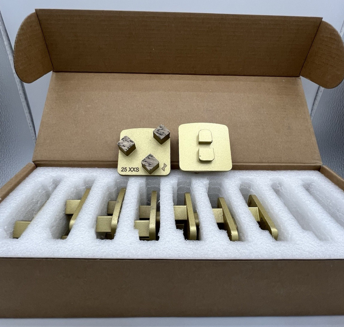 9 Pack Switch System Grinding Plate for Concrete Grinders XX-Soft Bond 25# Grit