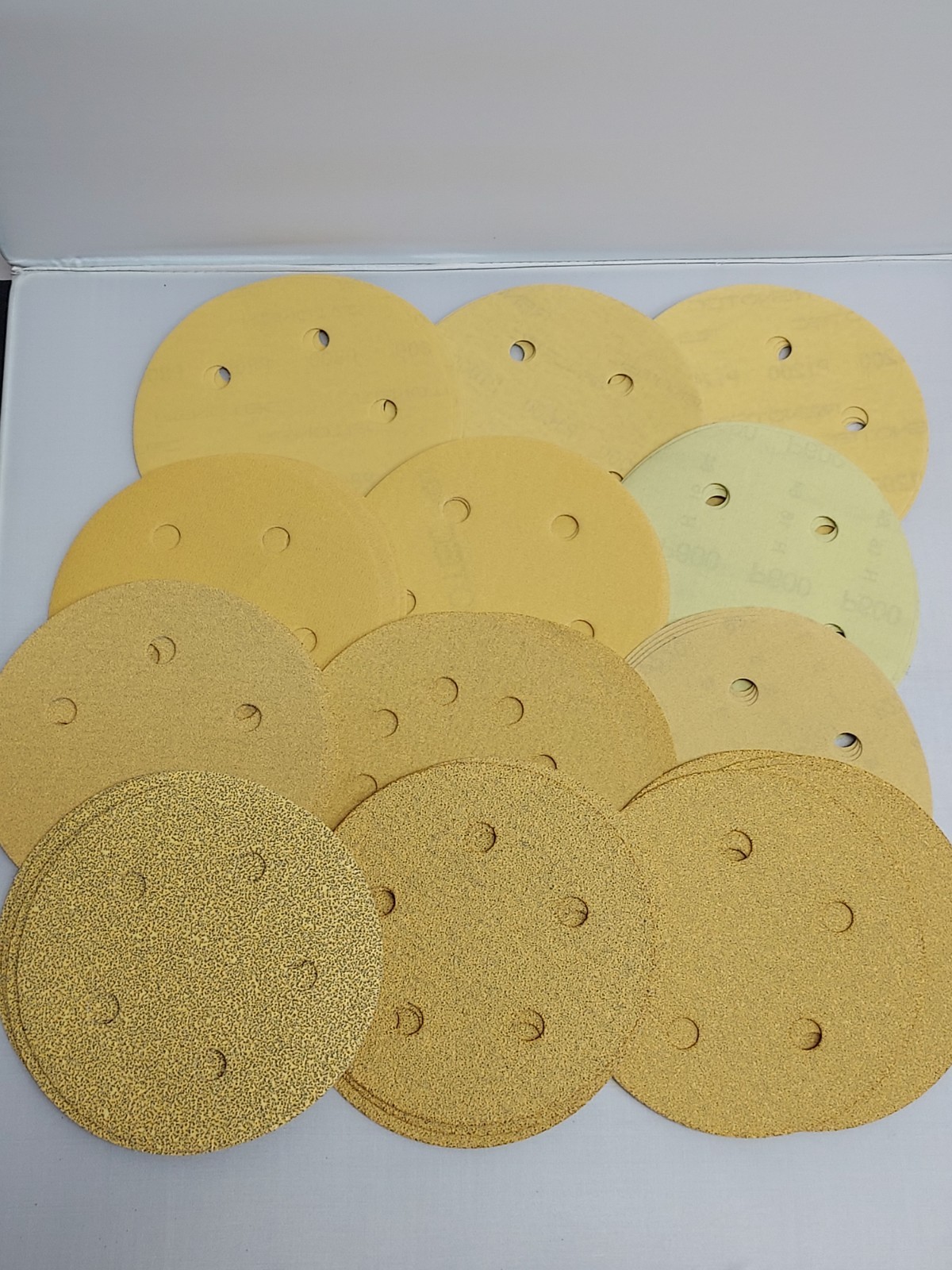 48pcs Hook & Loop Sanding Discs 5 Inch 5 Holes for Orbital Sanders 125mm Variety