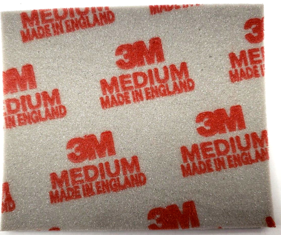 CASE OF 250 3M MEDIUM General Purpose Sanding Pad Part Number 993548103M