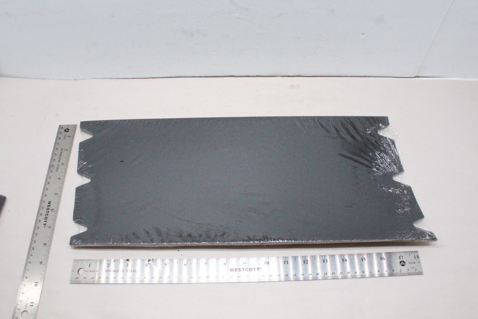 Virginia Abrasives 100 Grit Floor Sanding Sheet 8″ x 19-1/2″ Notched, Pack of 10