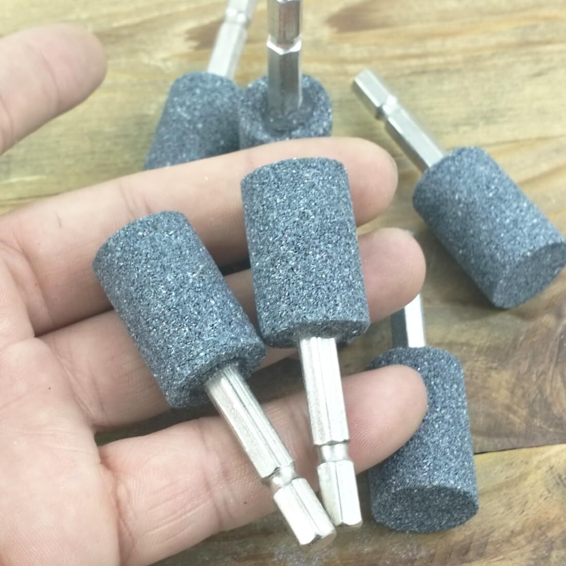 8 Pcs 20mm Cylinder Shape Grinding Stones 1/4 Inch Hex Shank for Rotary Tools