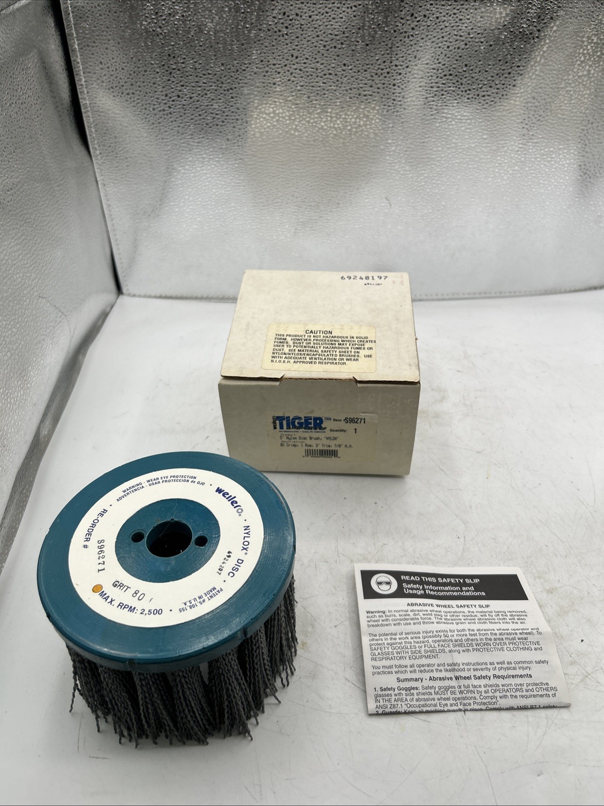 Weiler S96271 5″ Nylox Disc Brush 80 Grit 2500rpm See Pics 30 Day Warranty