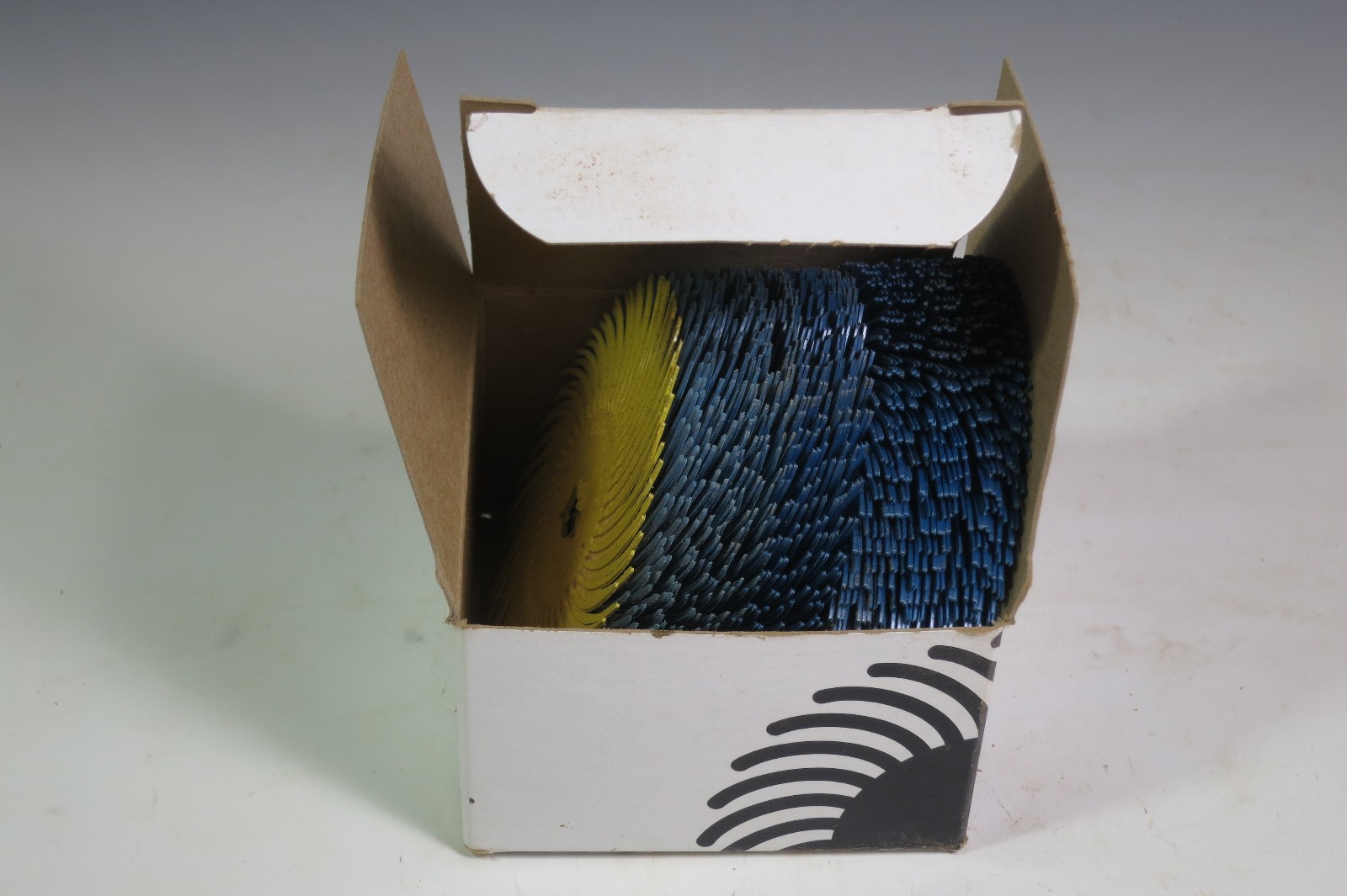 3M Scotch-Brite Radial Bristle Disc, 3 in x 3/8 in 400, 20 each