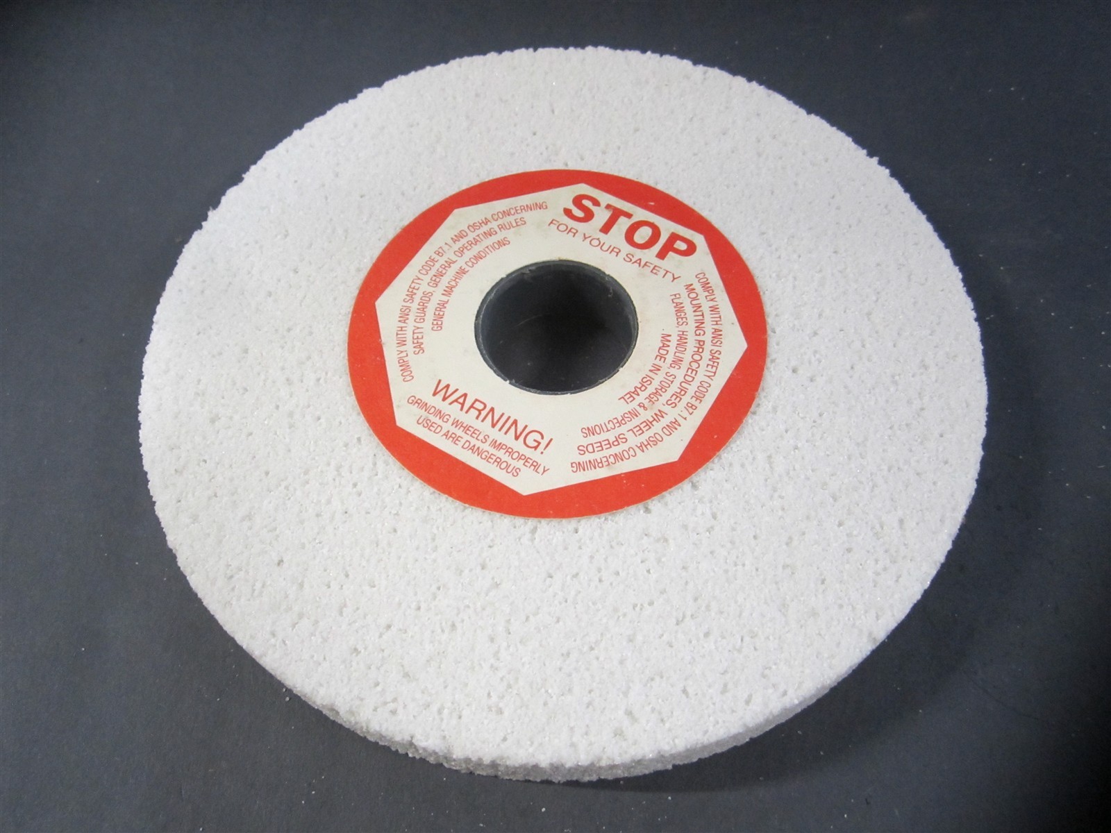 CGW (35610) 7″ x 3/4″ x 1-1/4″ WA46-GVP Surface Stone Grinding Wheel