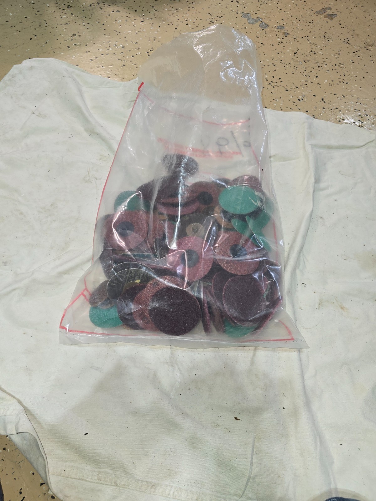 Scotch Brite sanding discs – mix bag