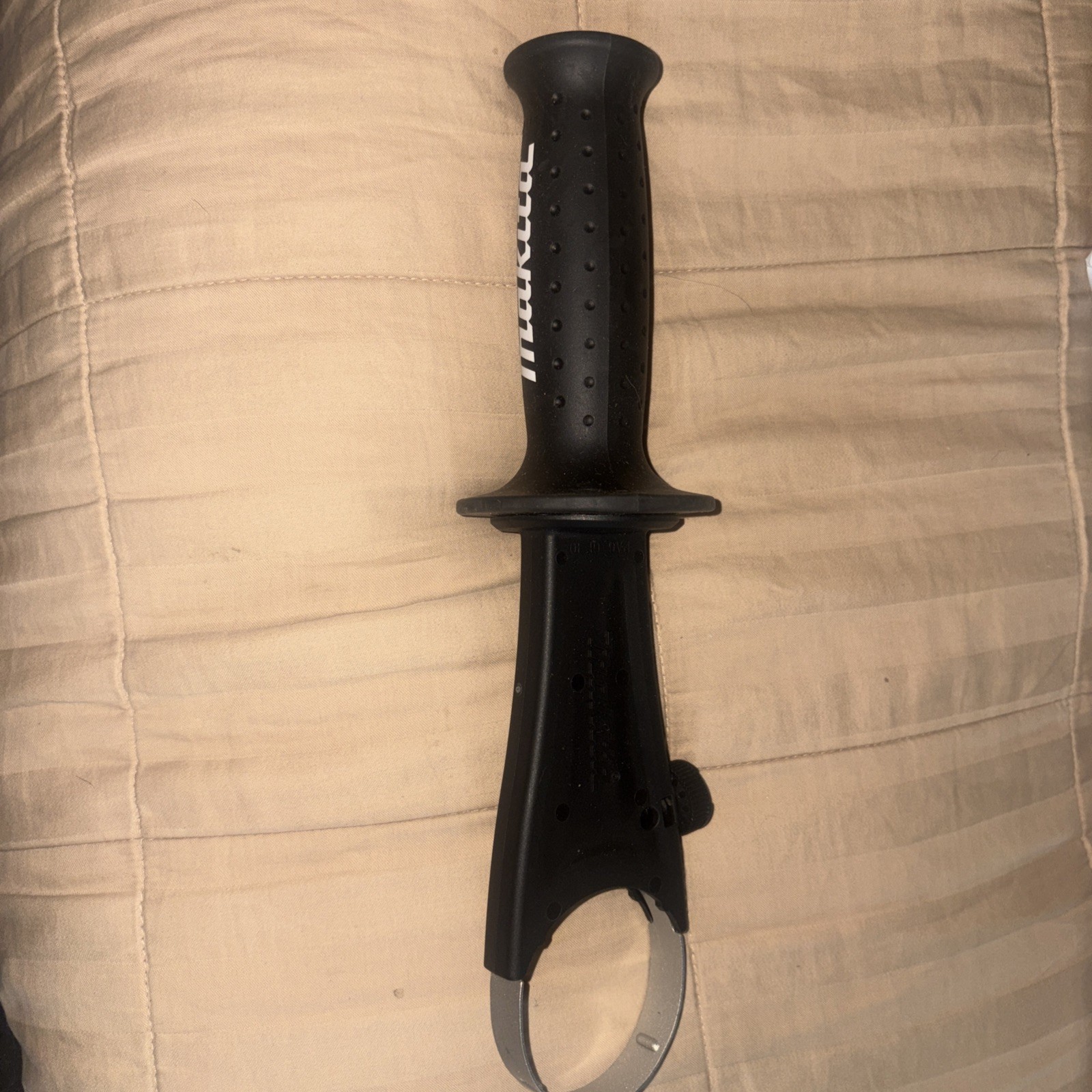 New Makita 126131-8 Grip Handle Assembly.