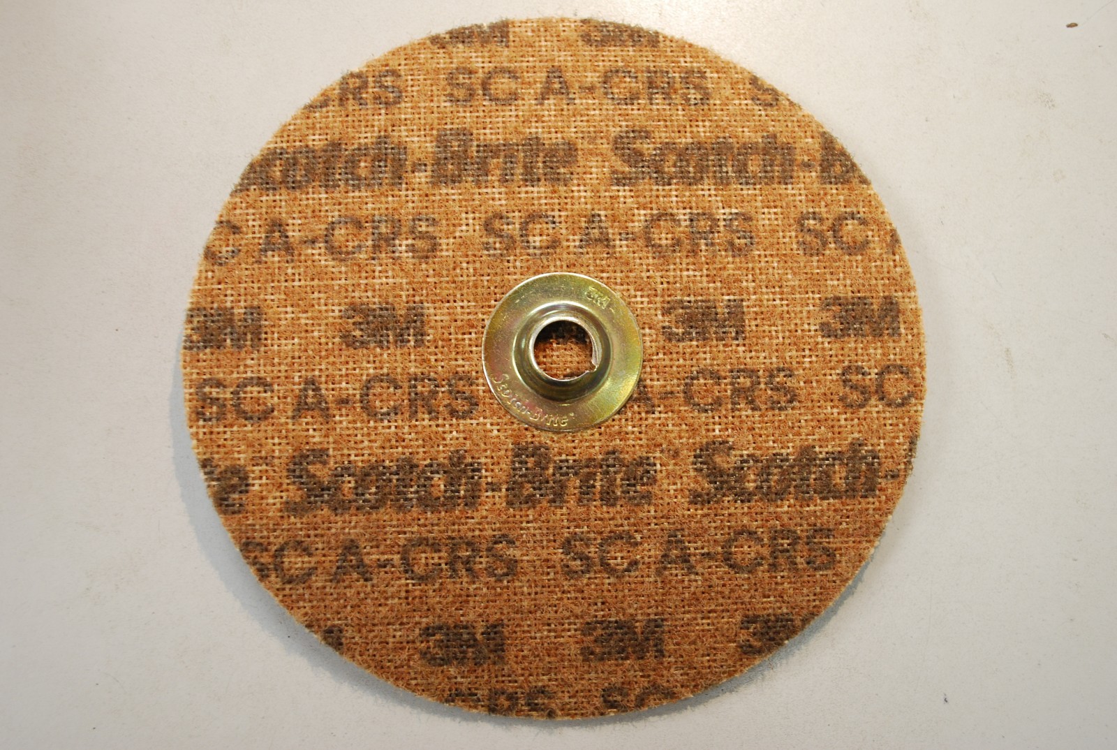 Scotch-Brite Surface Conditioning Quick Change 7″ Disc, SC-CRS (coarse) case/25