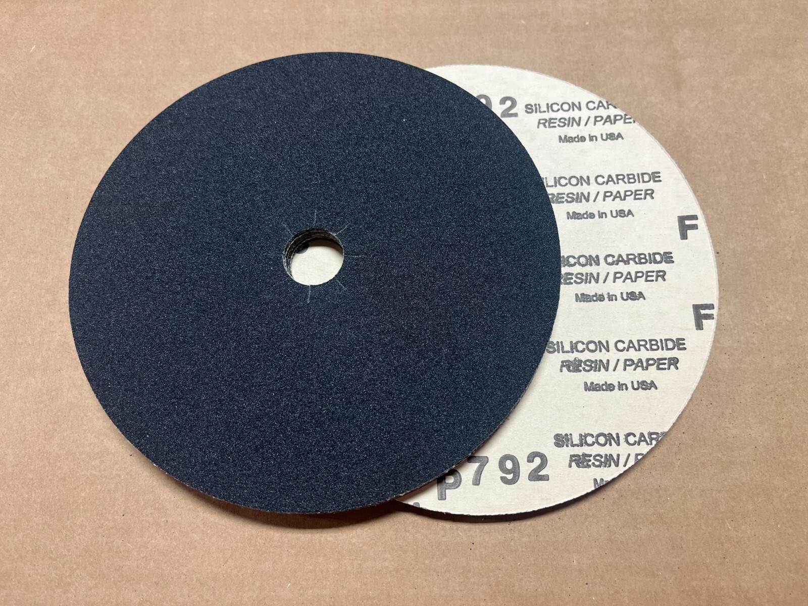 PREMIUM 7″ X 5/16″ SILICON CARBIDE FLOOR SANDING EDGER DISCS 25 PACK BOX!