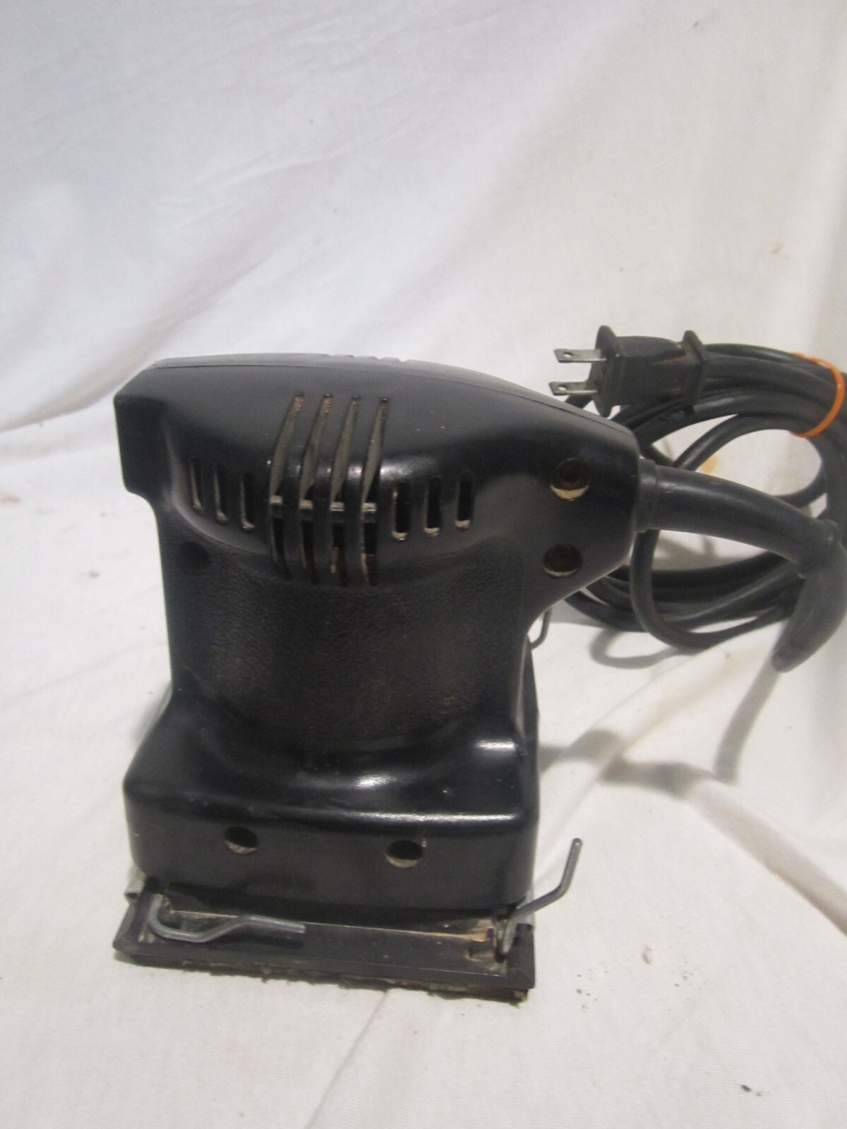 Master Mechanic MM9670 – 1/4″ Sheet Palm Finish Sander 1.9 Amp 13,000 OPM – USA