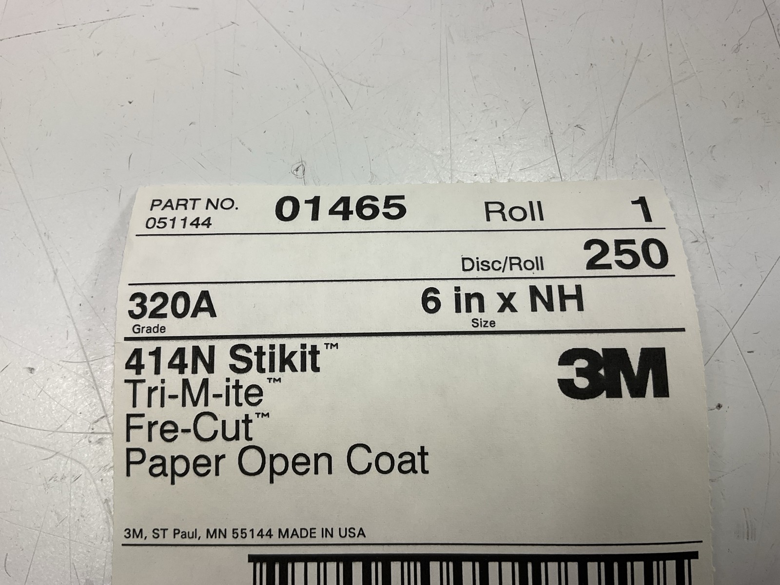 3M 01465 320A Grade 6″ Sanding Discs, 414N Stikit, 320 Grit, (250) Disc Roll