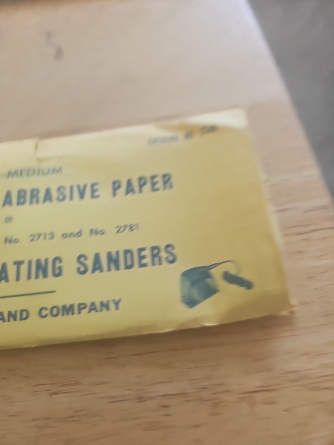 Craftsman Aluminum oxide abrasive Paper, For Vibrating Sanders 3 Pkg C,M,F.