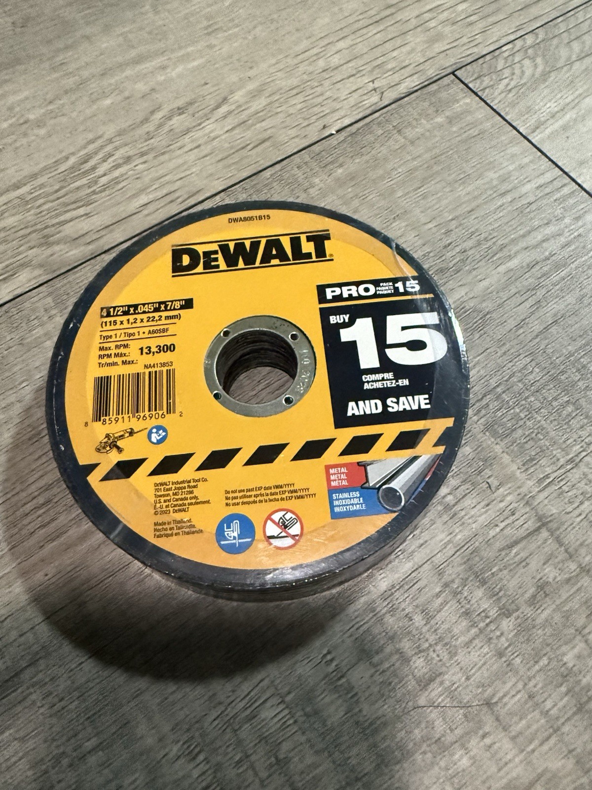 Dewalt DWA8051B15 Metal Cut off Wheel 4-1/2” X 7/8” X .045 – QTY-15 Wheels
