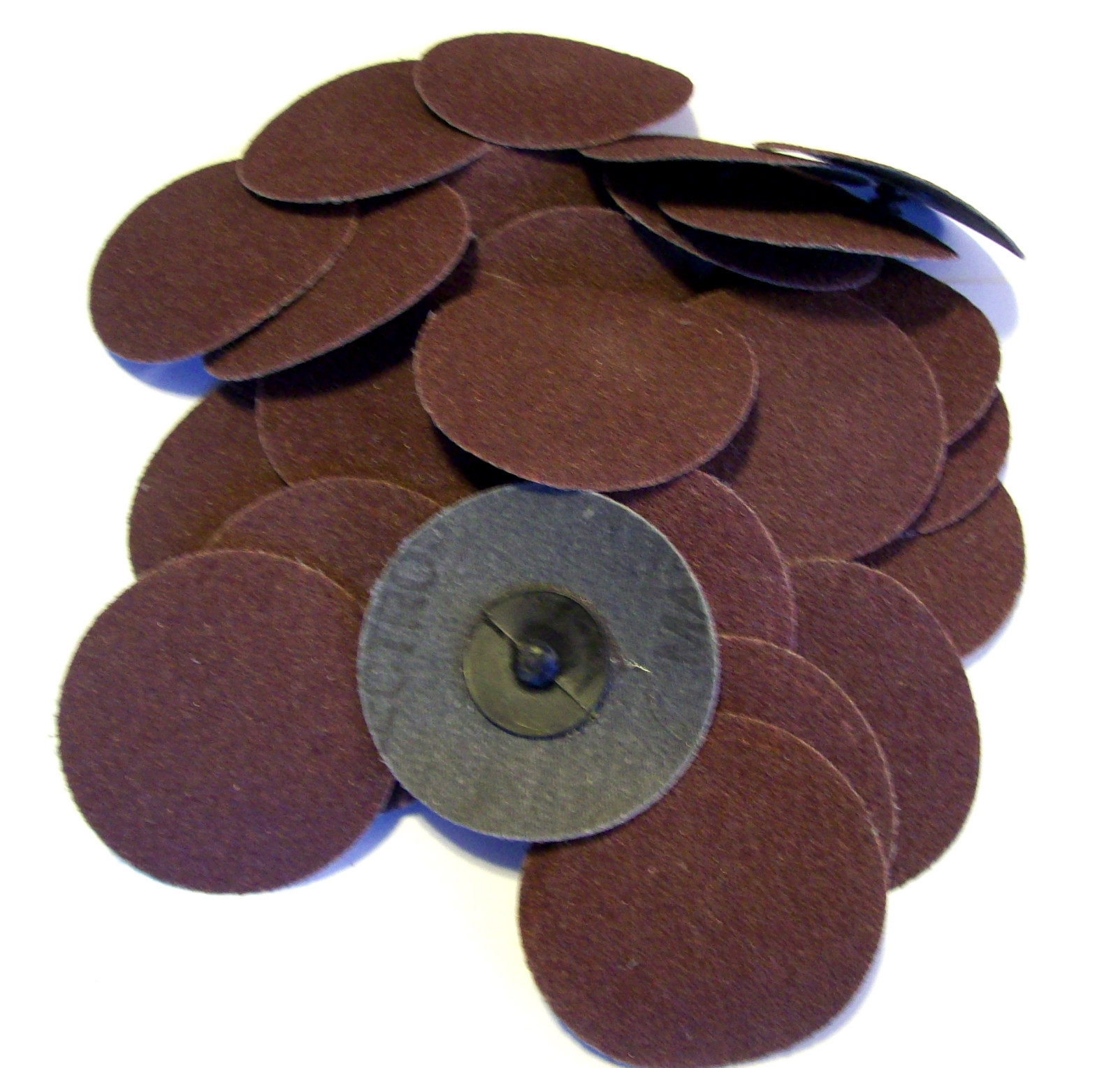 25 IIT 3″ ROLL LOCK 24 GRIT R TYPE SANDING ABRASIVE DISCS TWIST ON 82076