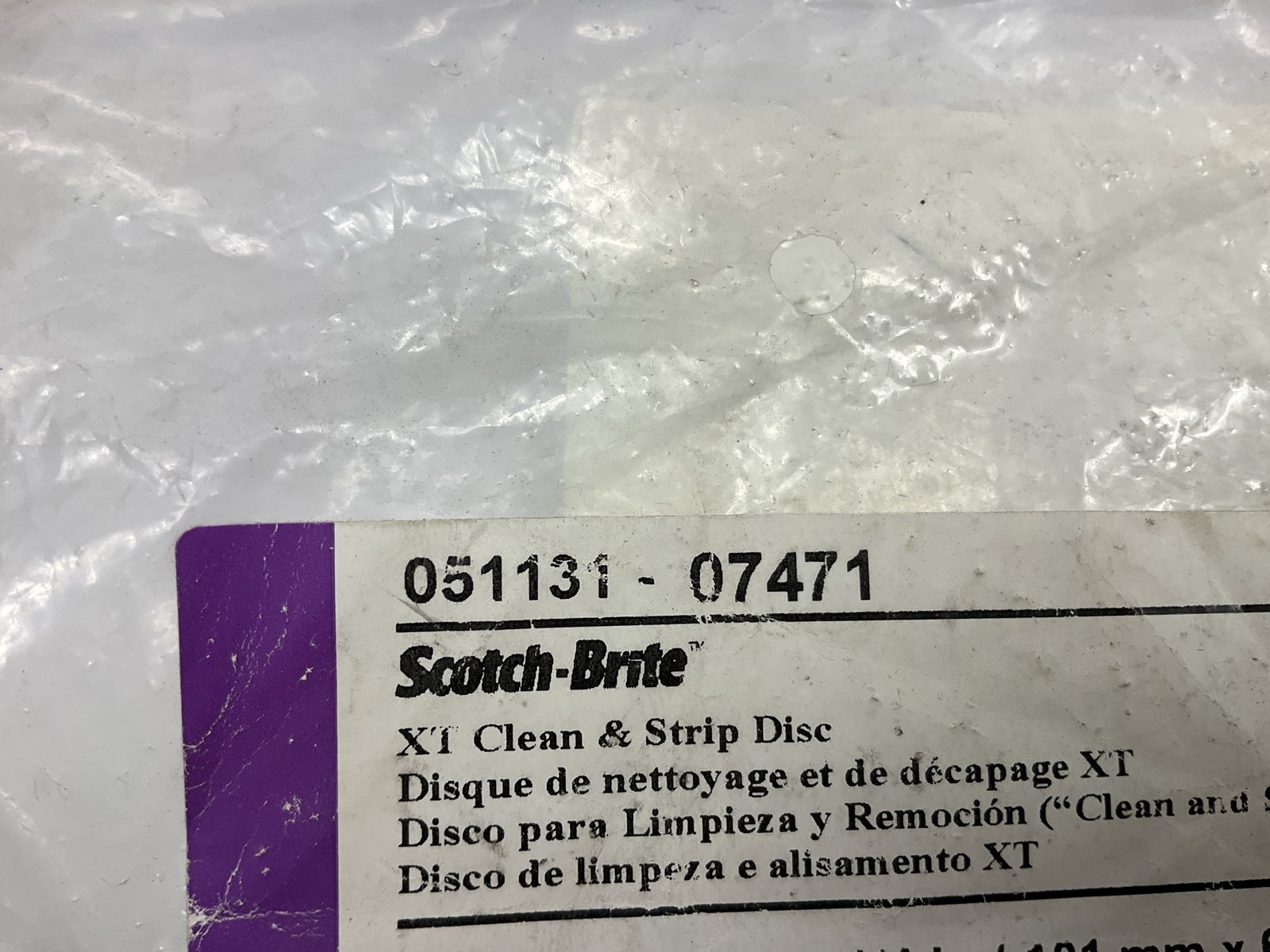 3M 07471 Scotch-Brite Clean & Strip XT Disc, 4 In X 1/4 In, 2 Discs Total