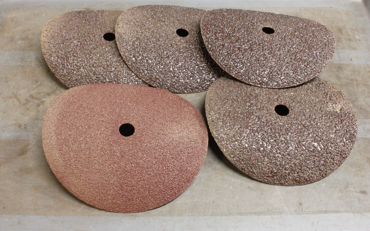 3M IR5 sanding disc Pkg of 4 -16 Grit plus 1 – 24 Grit