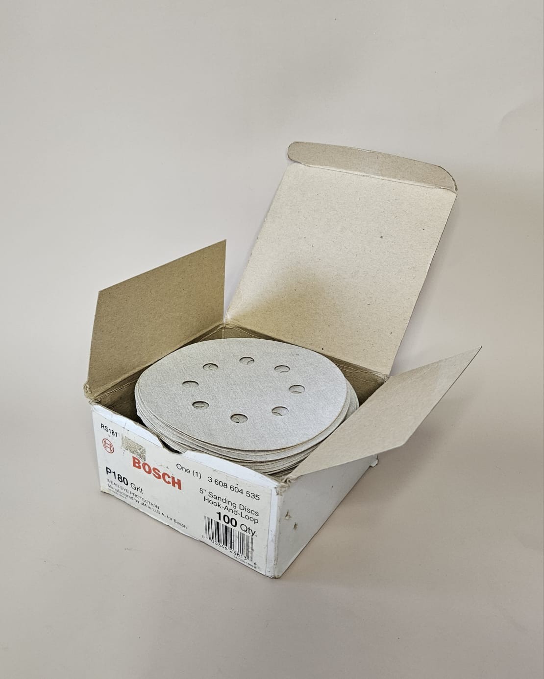 Bosch RS181 5″ Hook and Loop Sanding Discs 180 Grit – Qty 95 Open Box Unused