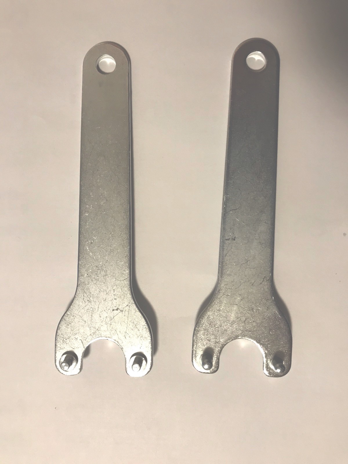 2x Replacement Wrenches for DeWALT and Milwaukee Angle Grinders etc ..