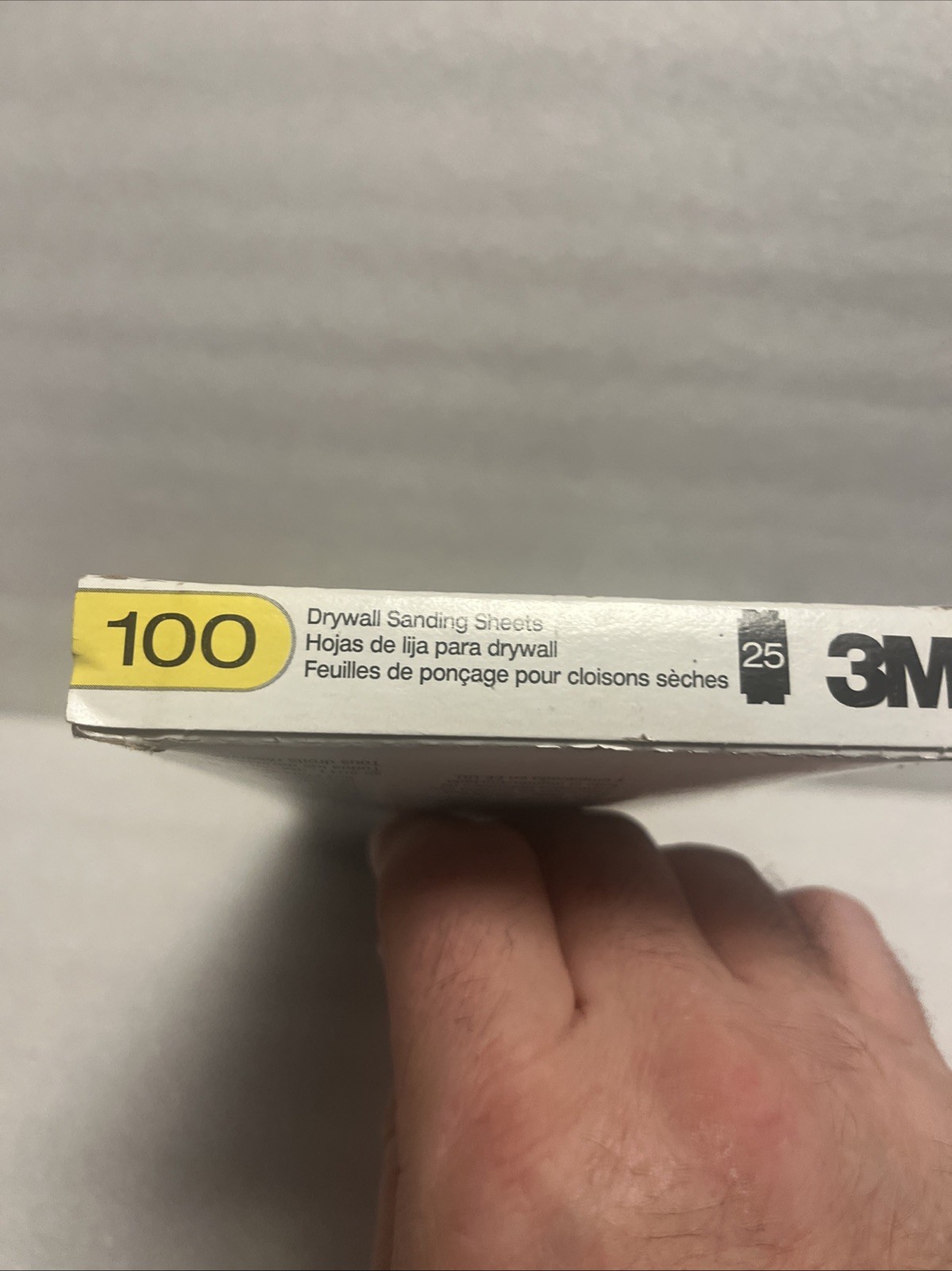 3M ProPak 100 Grit (25/Pack). Drywall Sanding Screens. 4-3/16 In. x 11-1/4 In.