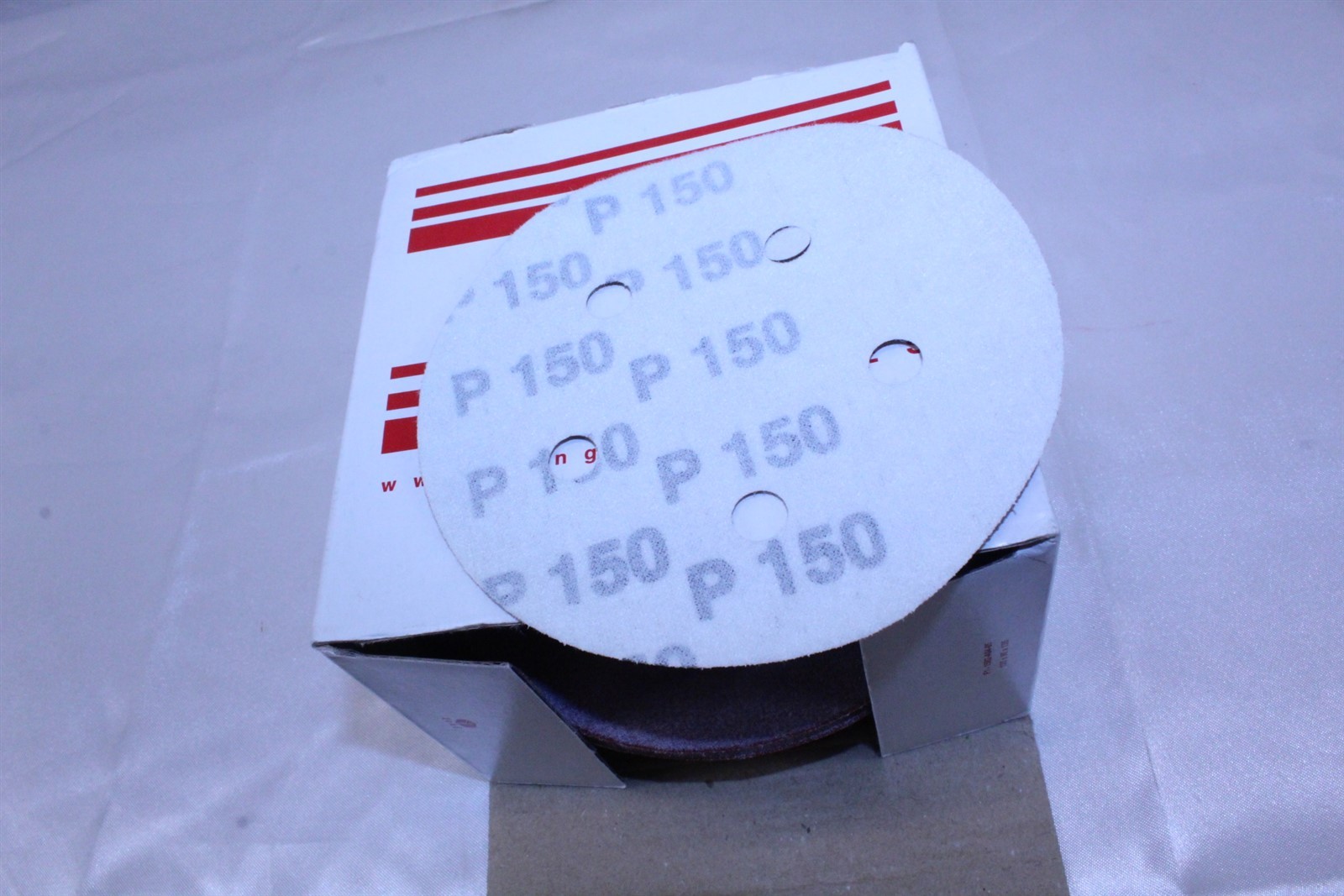 Abrasive Round 5″ Hook & Loop Sanding Discs Premium Plus 50 Count Box P150Z Grit