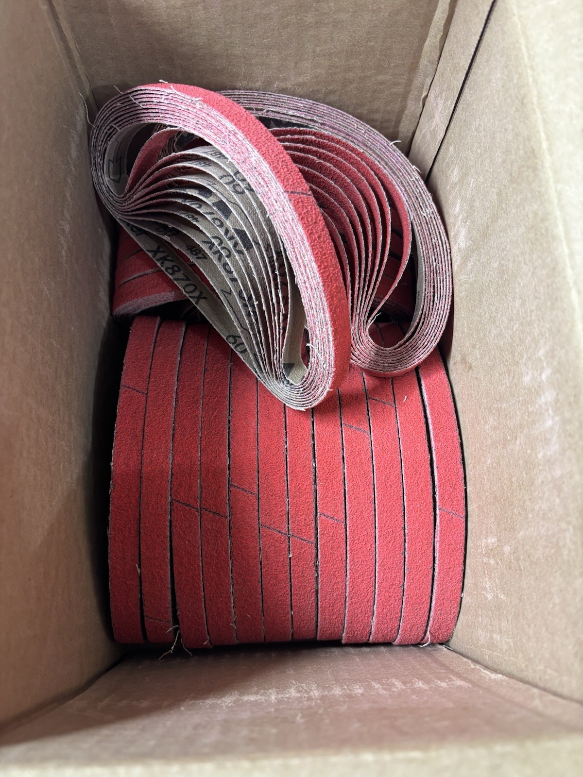 200 PACK 1/2″ x 18″ DYNABRADE 60 Grit Sander Belts for Metal Polishing Abrasives
