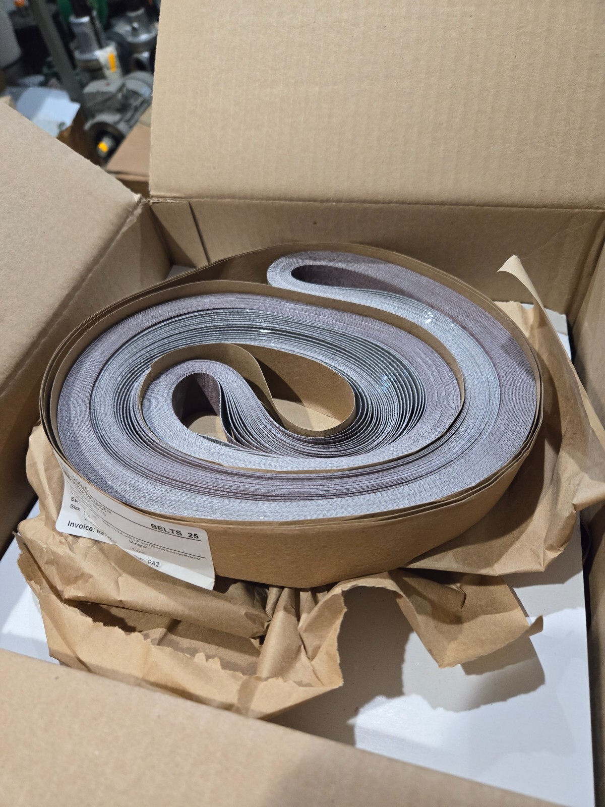 (50) 3M Trizact Cloth Belt 307EA 20525 A6 JE 1-1/8″ x76″ Film-lok Full-Flex $159