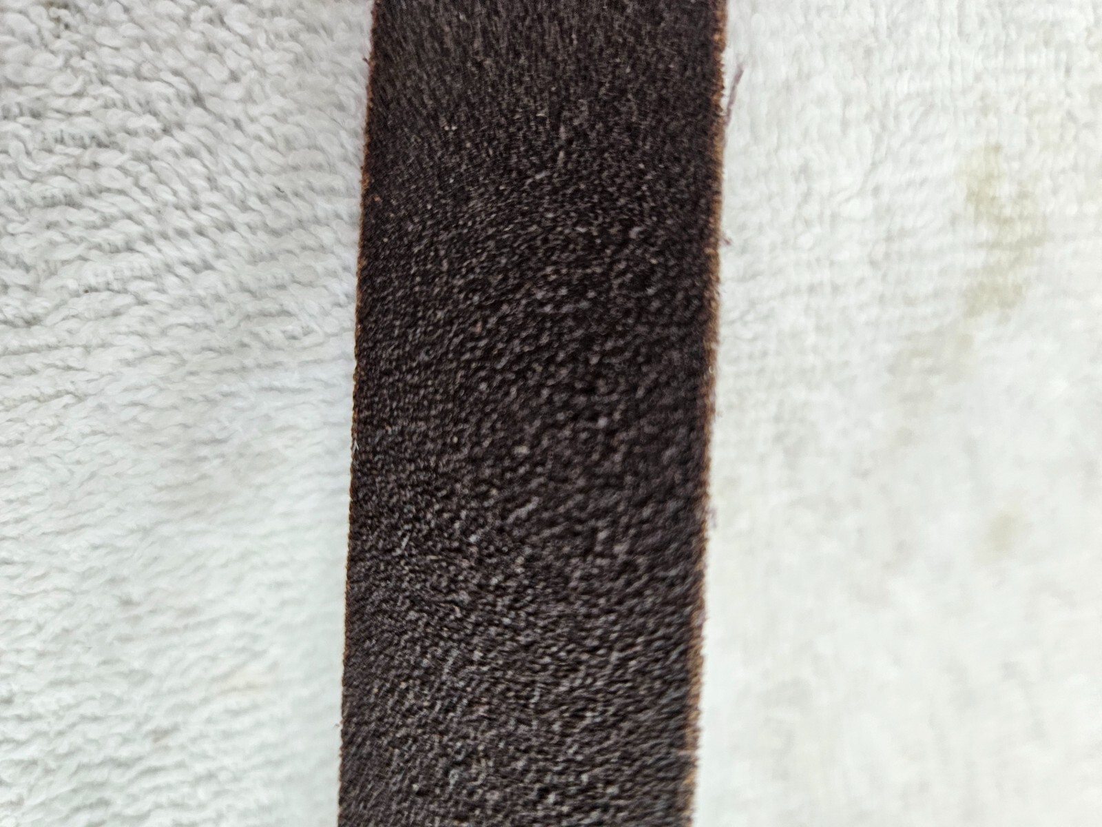 80 Grit Continuous Sandpaper Roll 1″ X 60 Feet Emery Cloth. Made in USA
