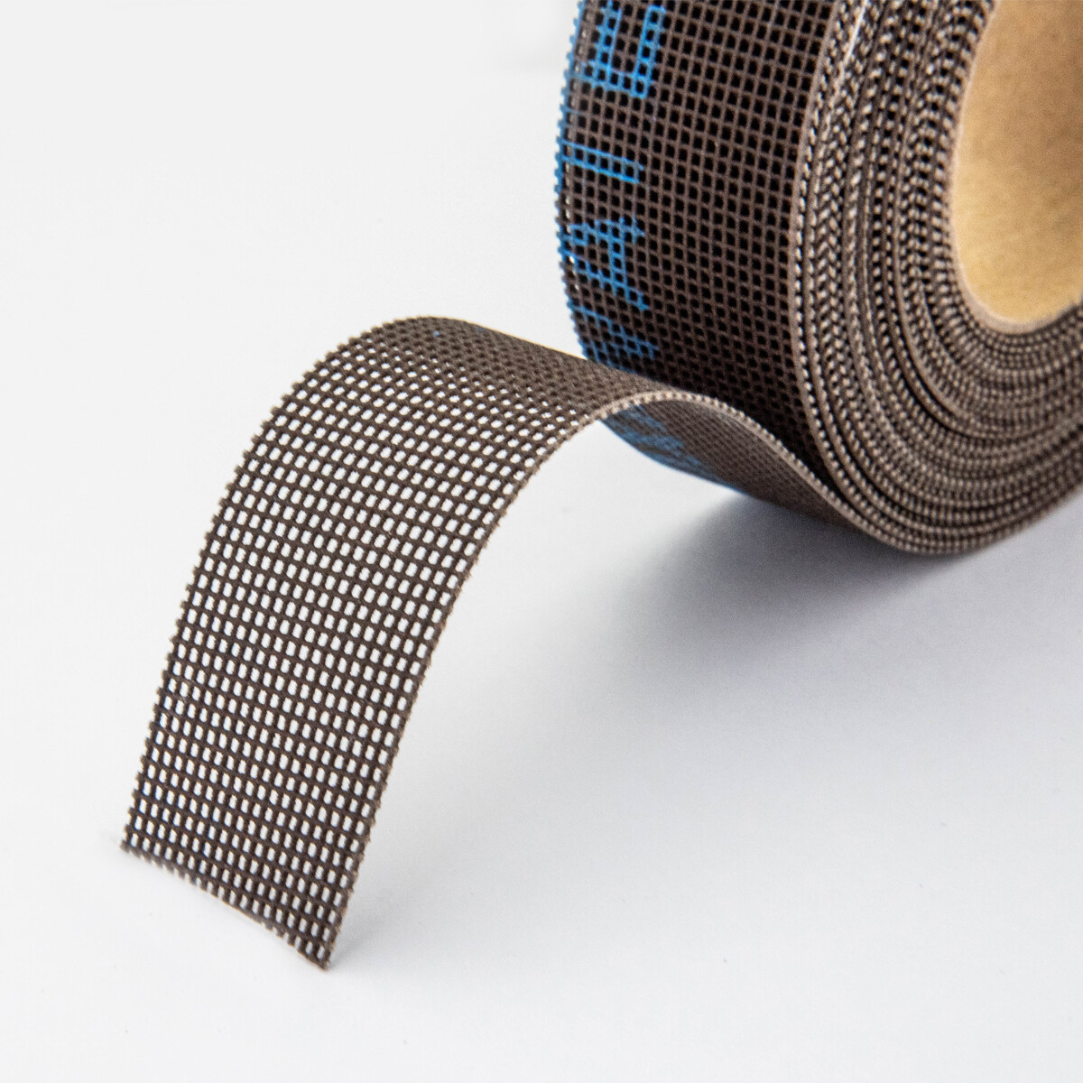 POWERTEC 1 In. x 20 Ft. Aluminum Oxide Abrasive Mesh Roll, 600 Grit (4RM2260)