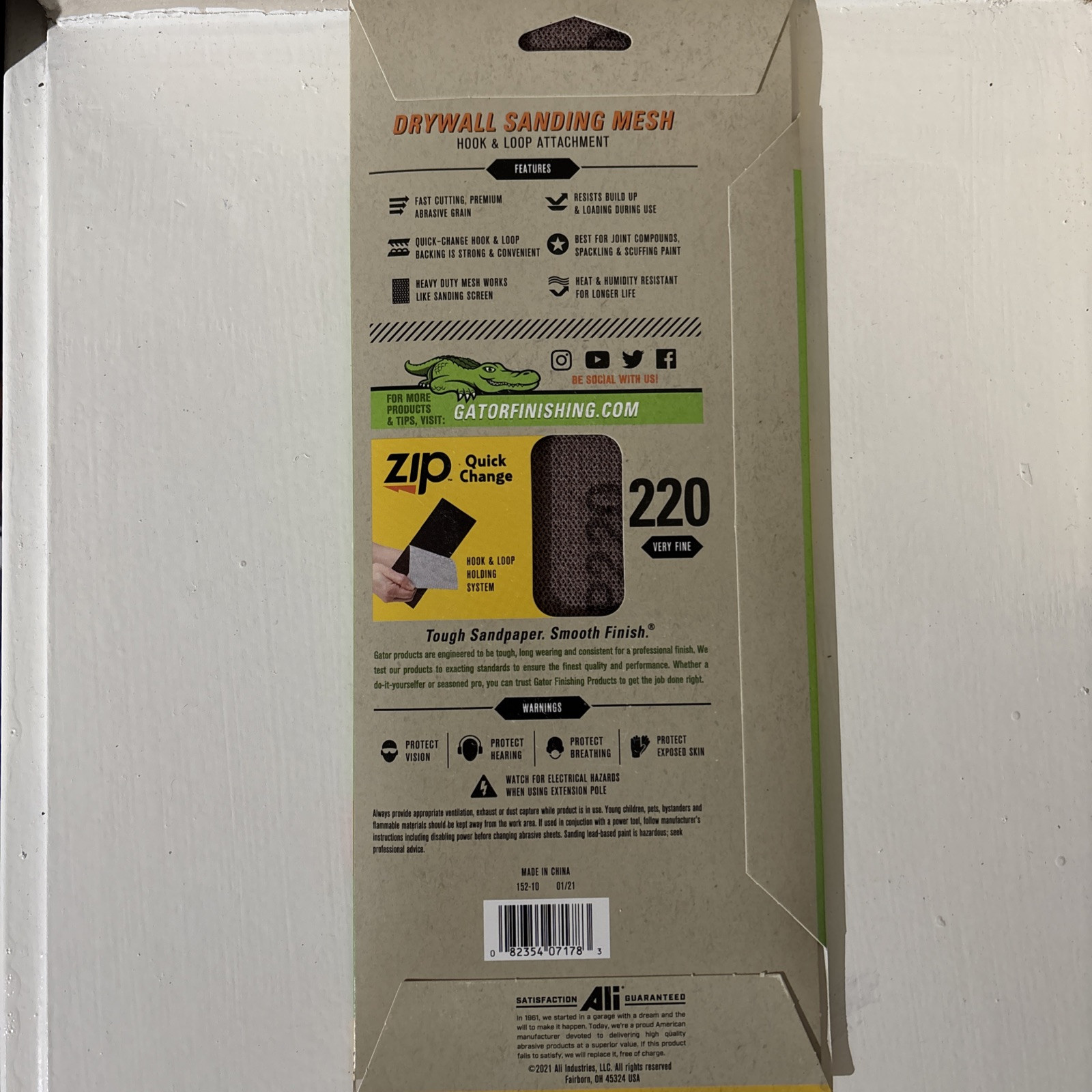 Gator Very fine 220 -Grit Screen Sandpaper 4.5-Inches W x 10.5-Inches L 4 -Pack