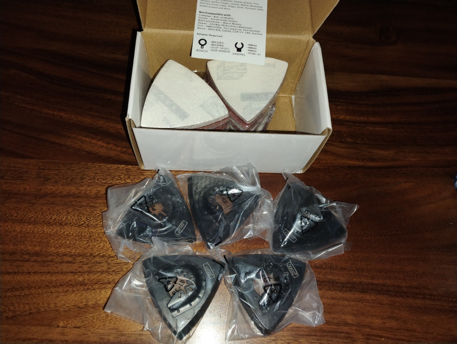 NEW XXGO 105 Pcs 3-1/8 Inch 80mm Triangular Triangle Sanding Pads – 5 Pcs, Black