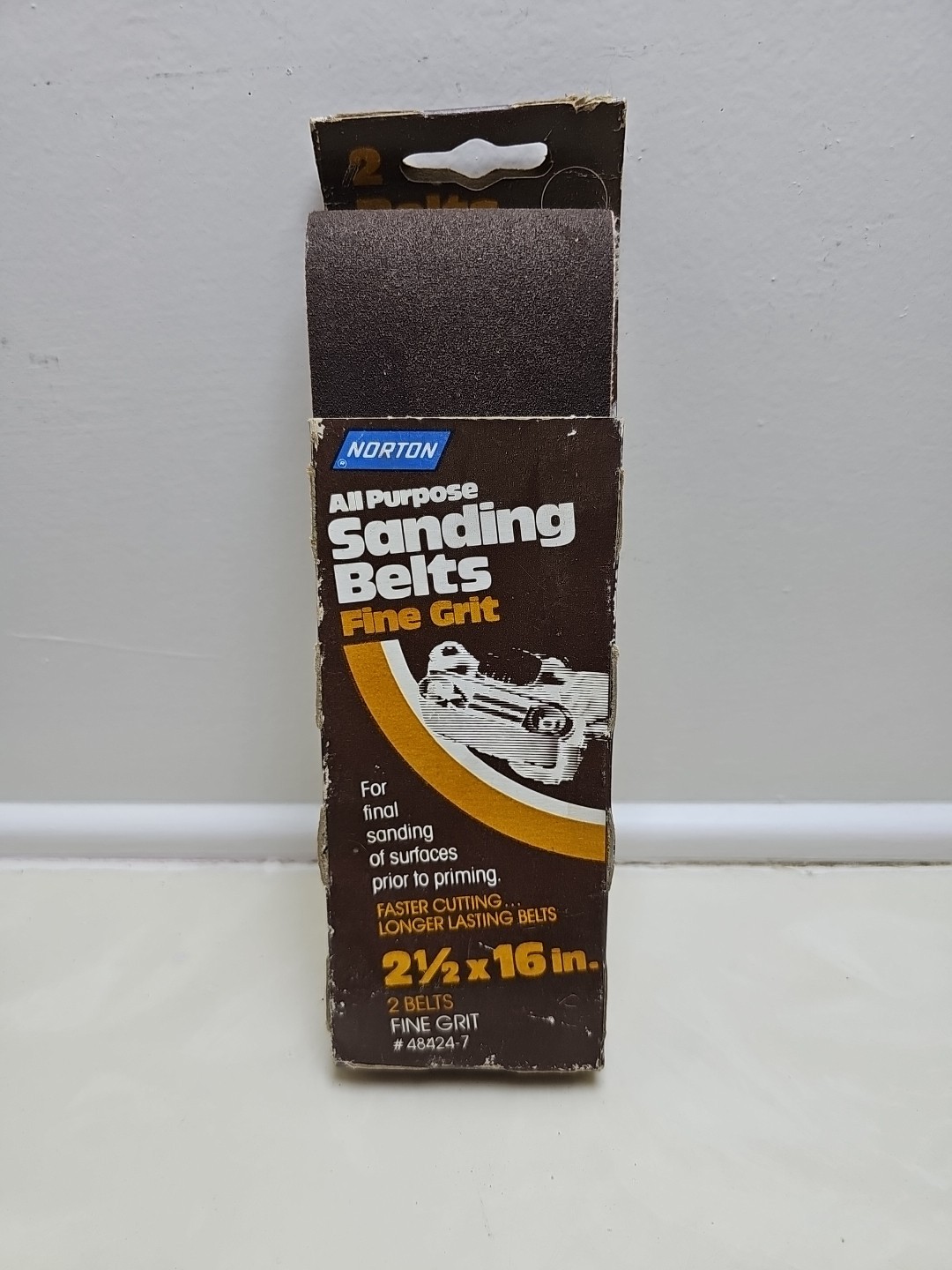 Norton USA 2-1/2″ X 16″ Fine Sanding Belt 120 Grit (2 Pack) New Old Stock
